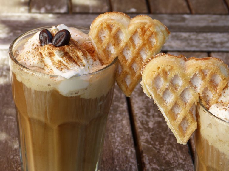 Make a iced coffee 2