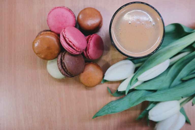 Make a white coffee 2