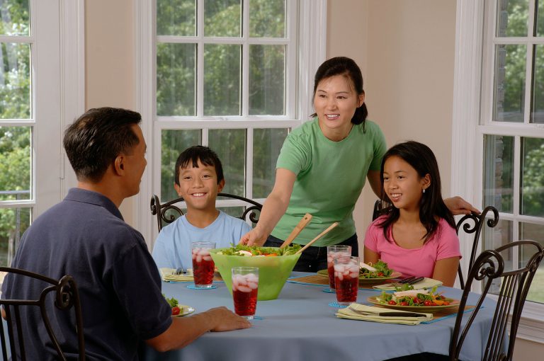 Make food for the family 3