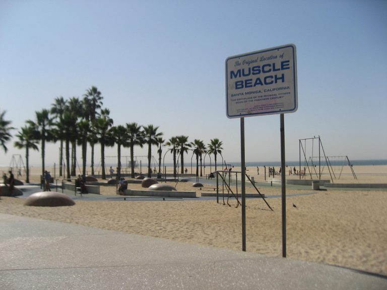 Workout at an outdoor gym or circuit 2