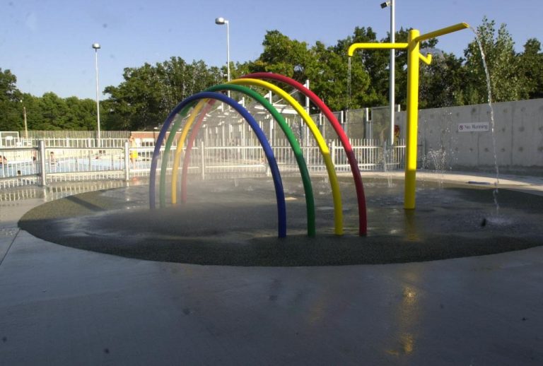 Urban beach style splash pad